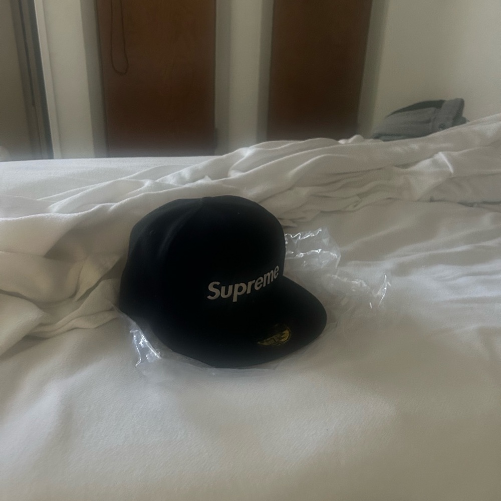 Supreme fitted
